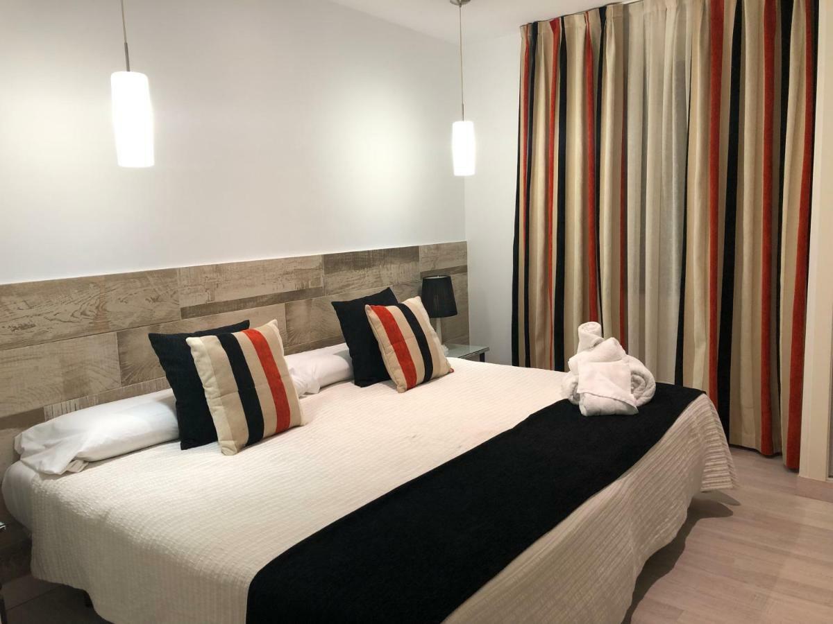 Hotel Tres Estrellas Casa Maribona Gela El Puente  Esterno foto